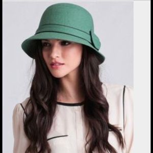 Green cloche hat